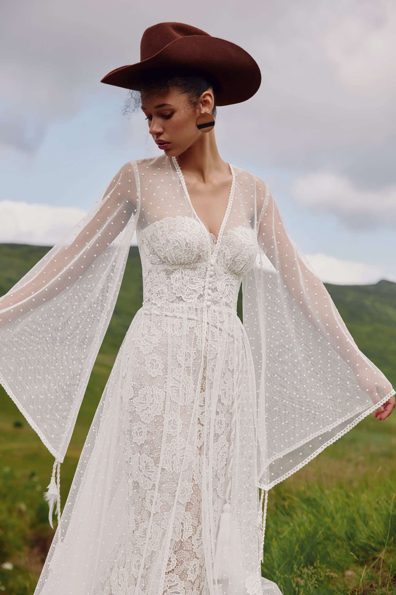 Bellini Wedding Gown by Ariamo Bridal – Bergamot Bridal