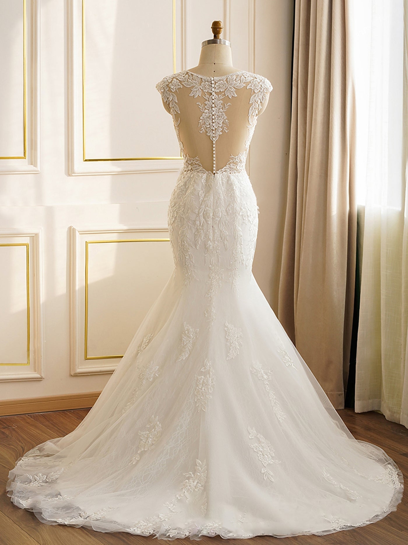 Trumpet Plunging Neckline Wedding Dress (Size 16) - Off The Rack Bergamot Bridal Trumpet Plunging Neckline Wedding Dress (Size 16) - Off The Rack Bergamot Bridal