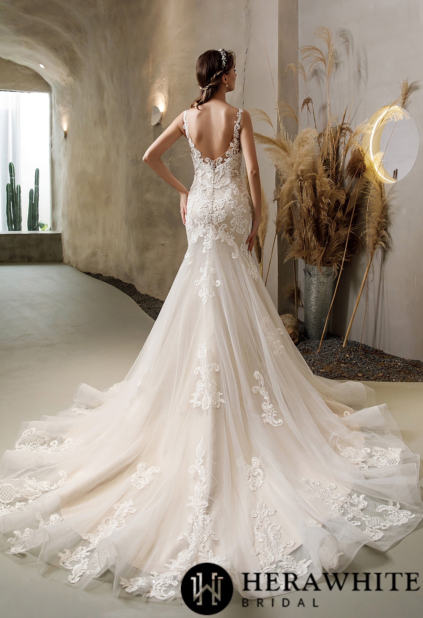 Lace Silhouette Mermaid Bridal Gown